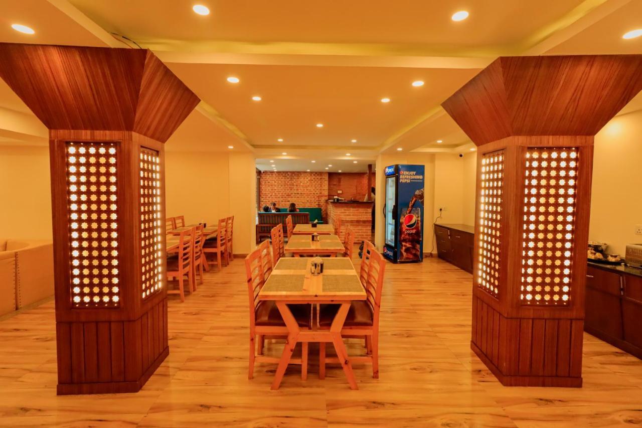 Kathmandu Aagantuk Hotel Exterior photo