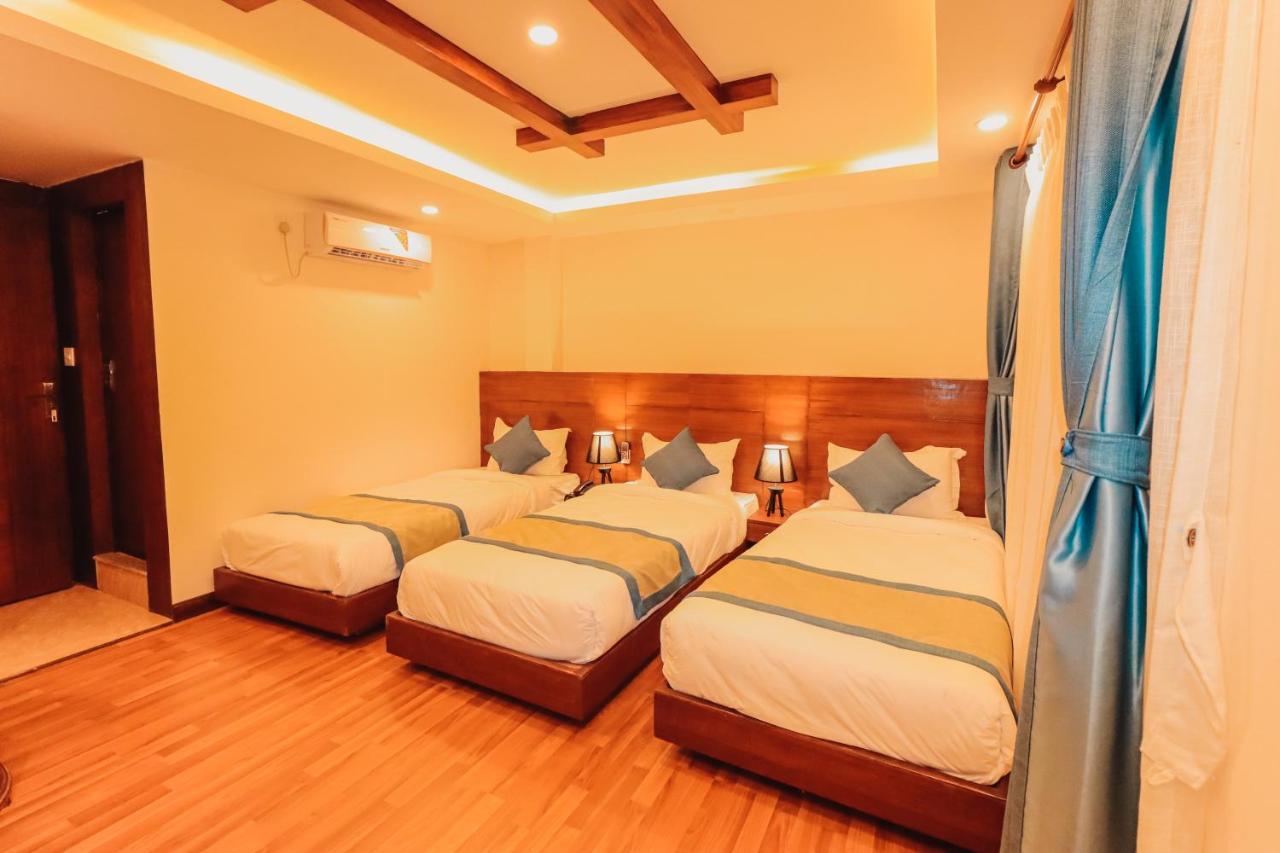 Kathmandu Aagantuk Hotel Exterior photo